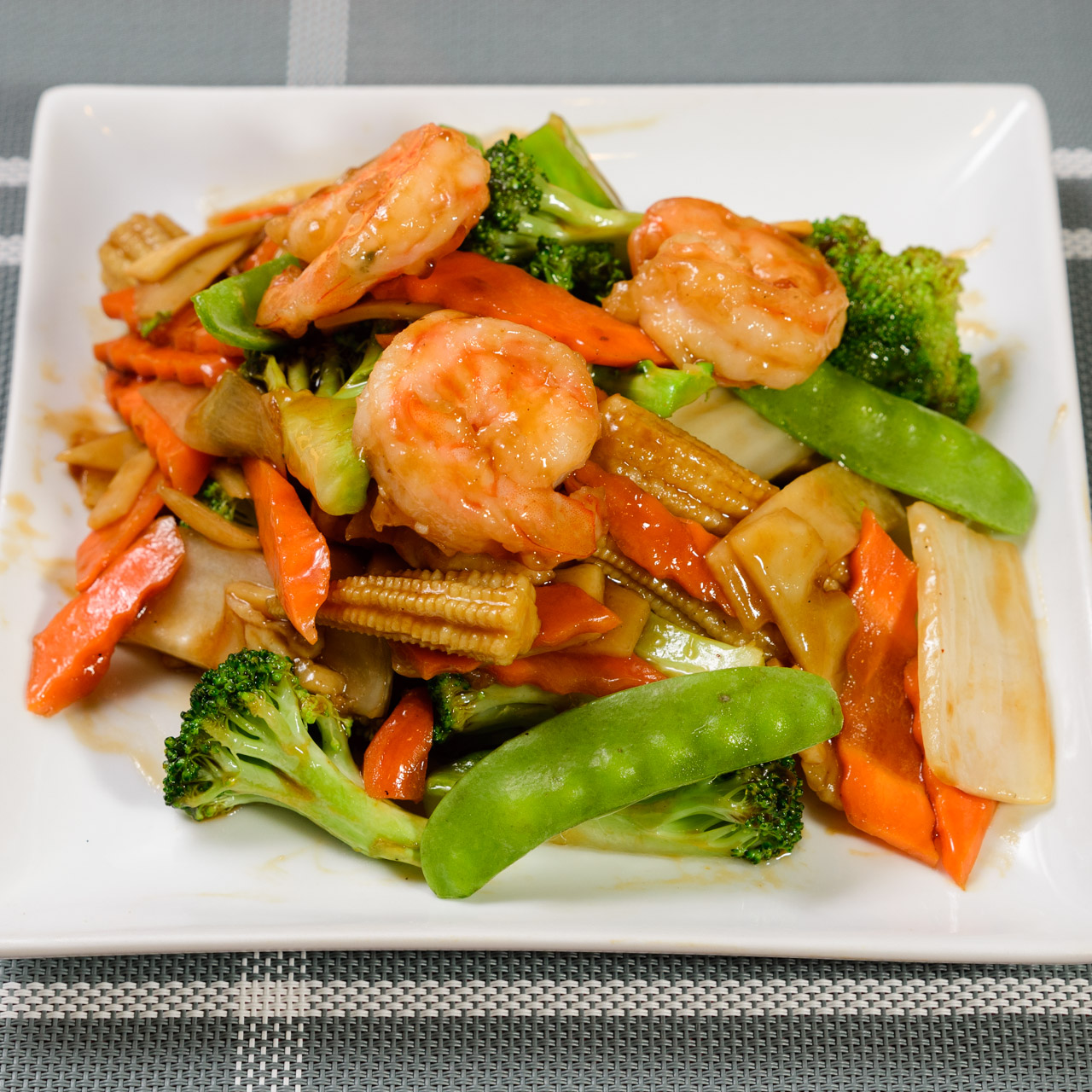 Order Shrimp with Mixed Vegetables food online from Oriental Cafe store, Rockville on bringmethat.com