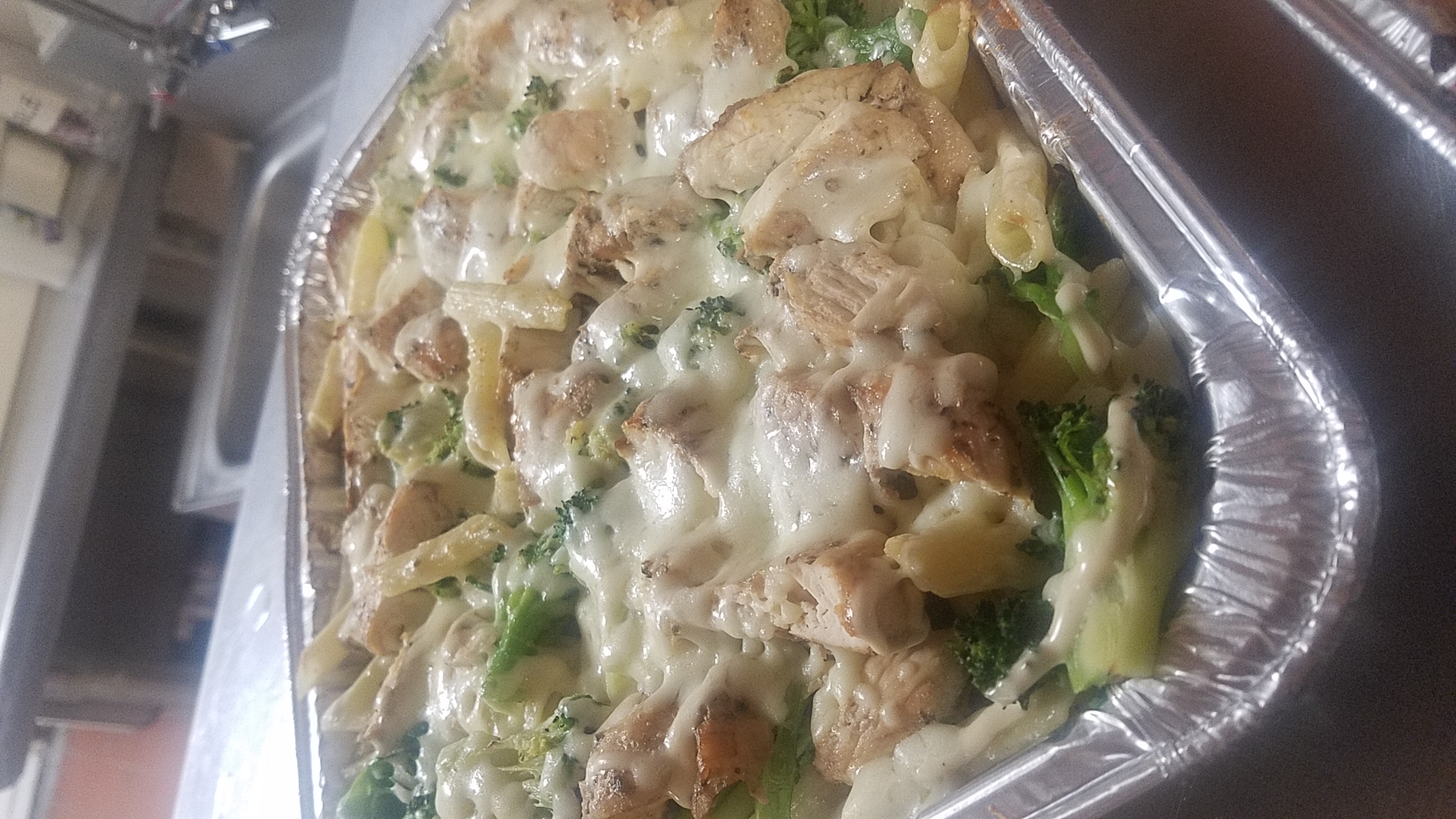 Order Chicken Broccoli Alfredo with Ziti food online from Gregory House Of Pizza store, Belmont on bringmethat.com
