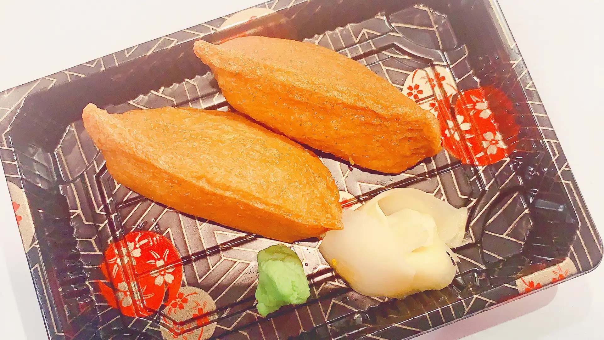 Order Tofu Skin Sushi food online from Izumi Japanese Steak House & Sushi Bar store, Windsor Locks on bringmethat.com
