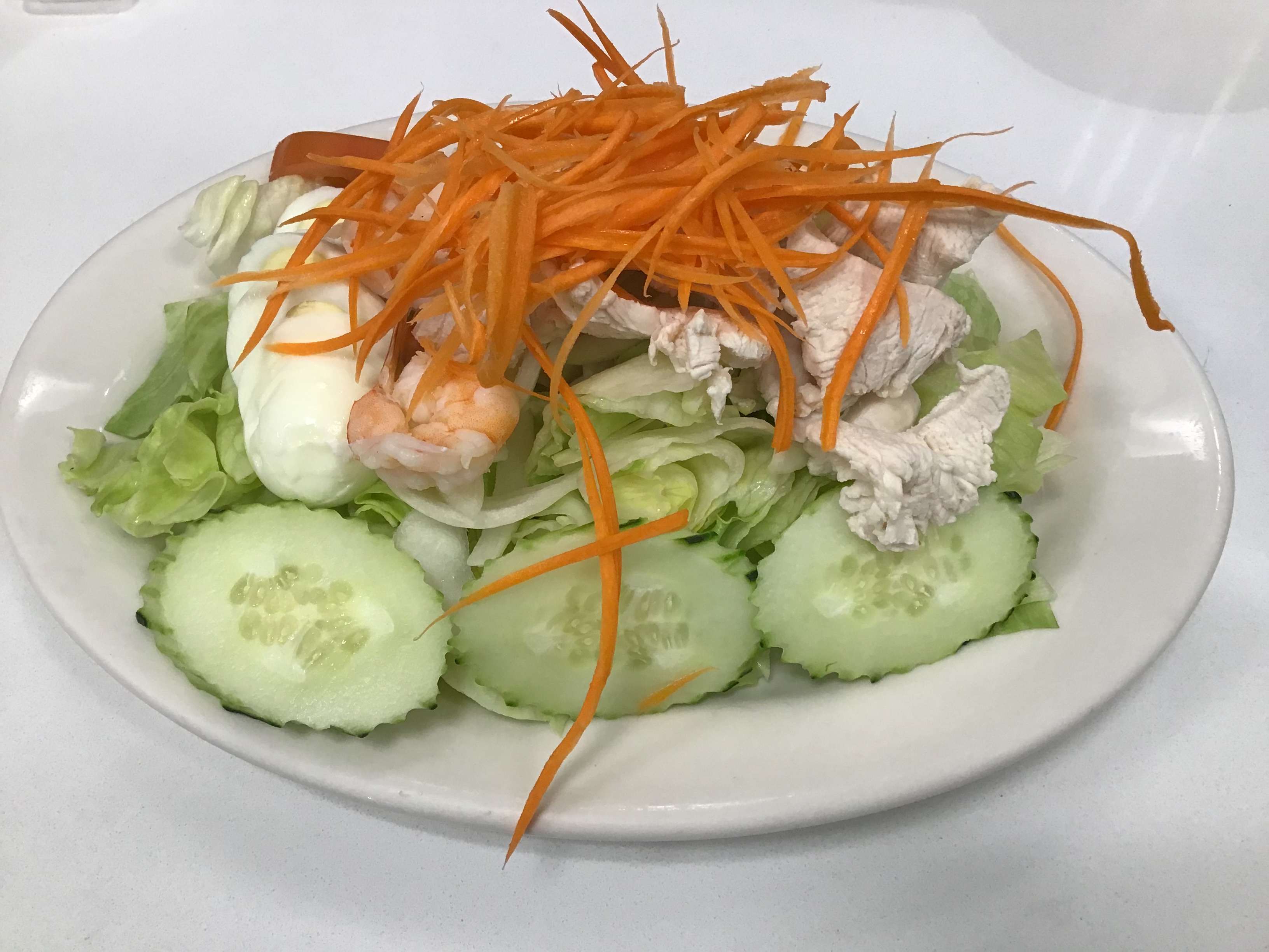 Order House Salad food online from Fortune House Thai store, Lake Balboa on bringmethat.com
