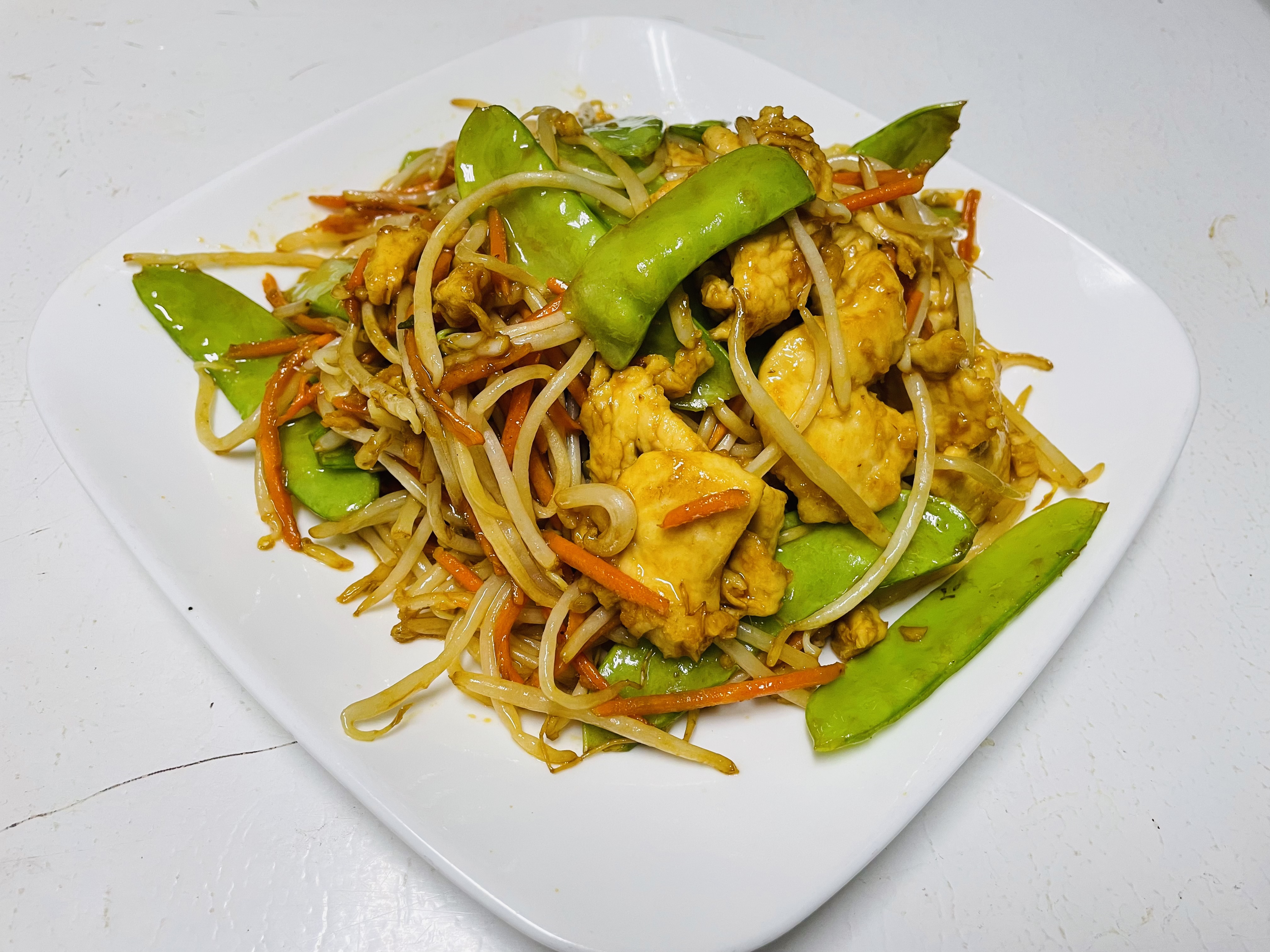 Order Peapod and Bean Sprout with Chicken food online from Rainbow House store, Albany on bringmethat.com