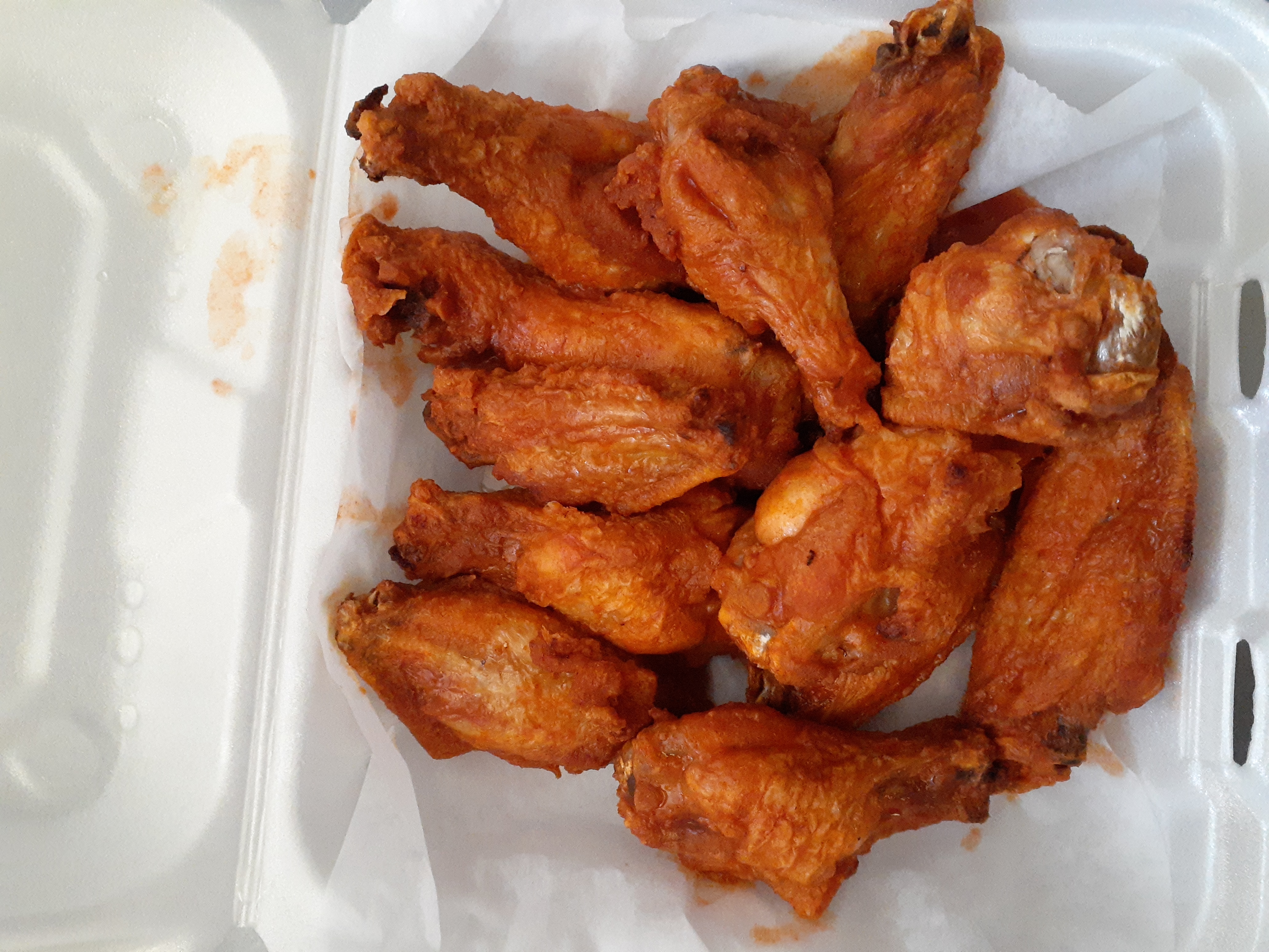 Order 12 Wings food online from Patriot Eatery & Pizzeria store, Dayton on bringmethat.com