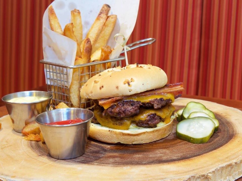 Order Marriott Burger food online from Amp 150 store, Cleveland on bringmethat.com