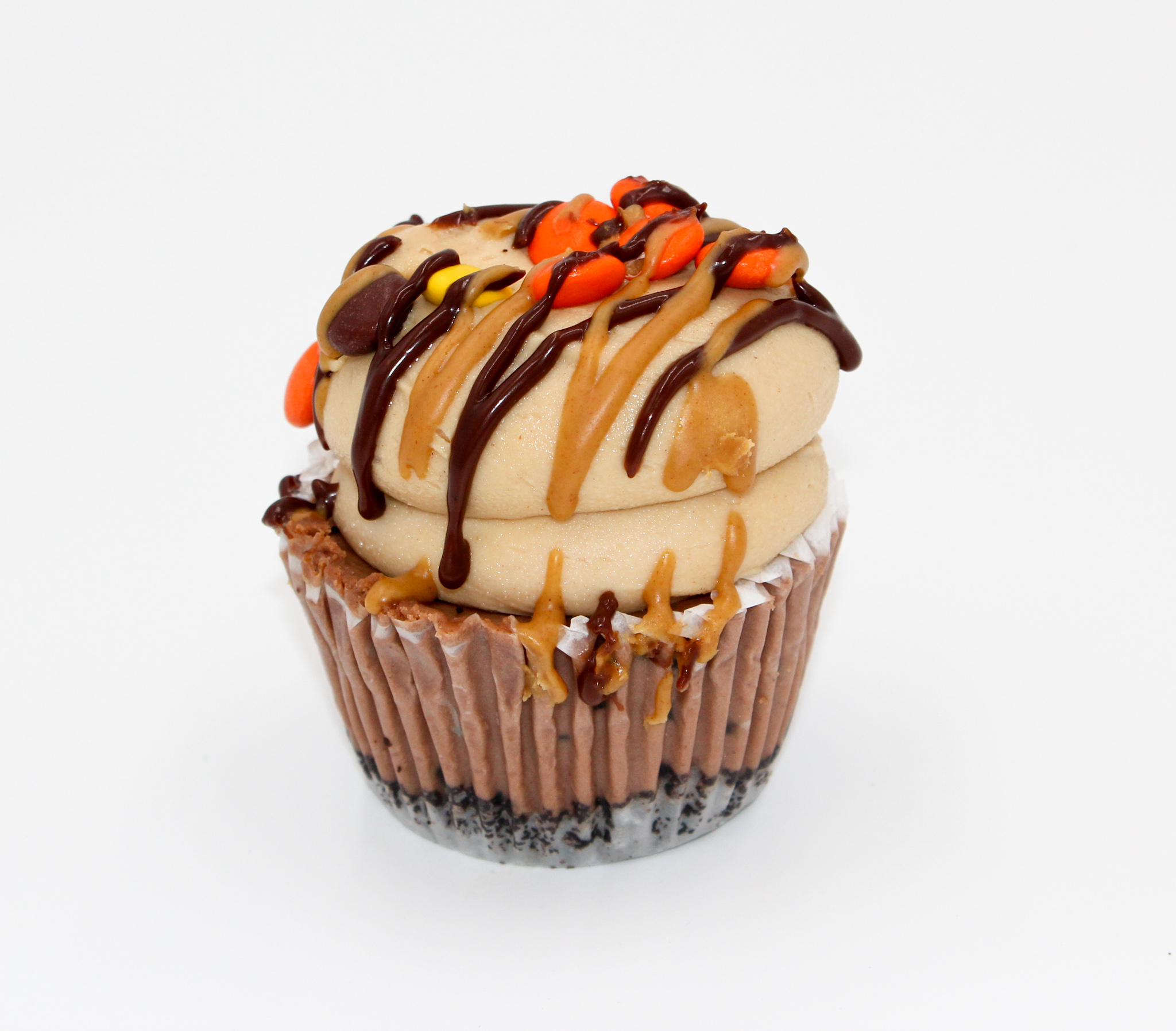 Order Peanut Butter Chocolate Cheesecake food online from Gigi Cupcakes store, Christiansburg on bringmethat.com