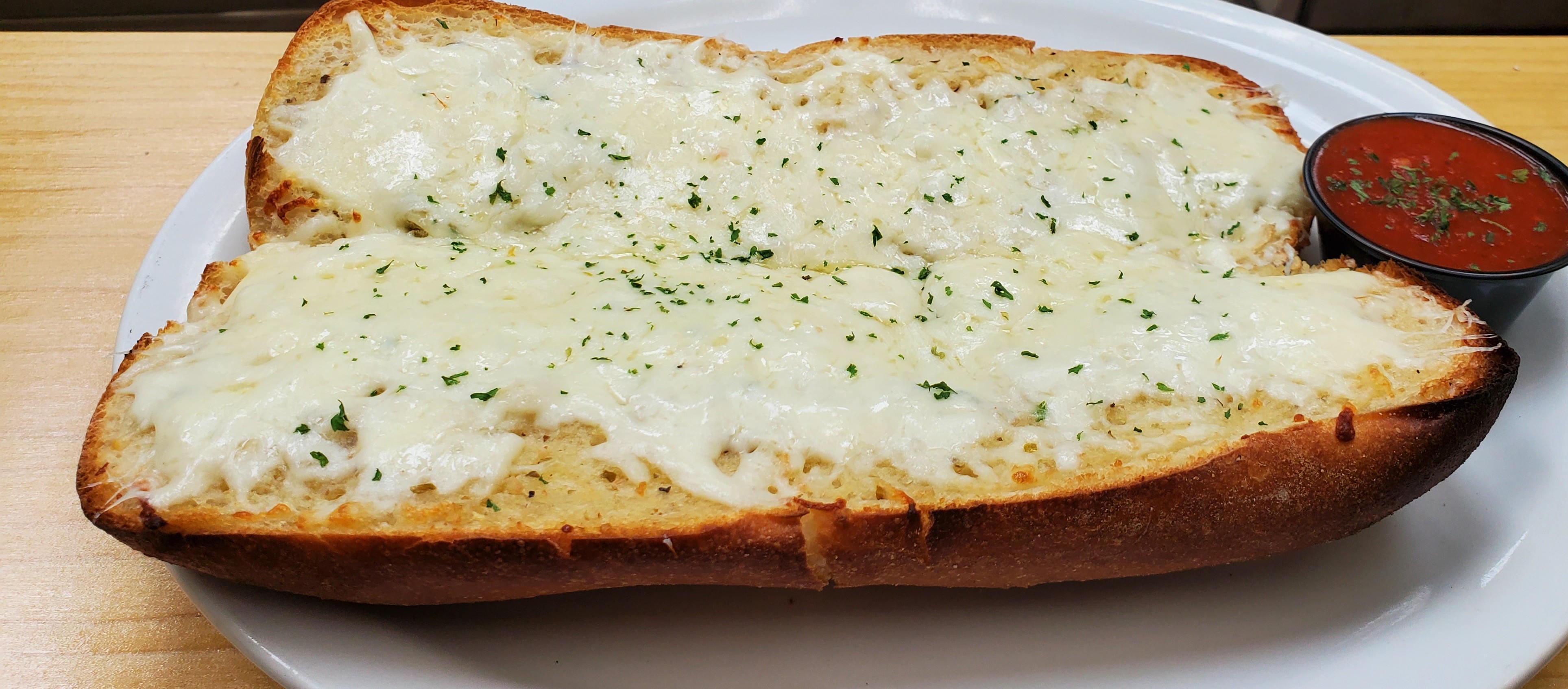 Order Garlic Bread with Cheese &marinara sauce food online from Pizza Party Time store, Ridgefield on bringmethat.com