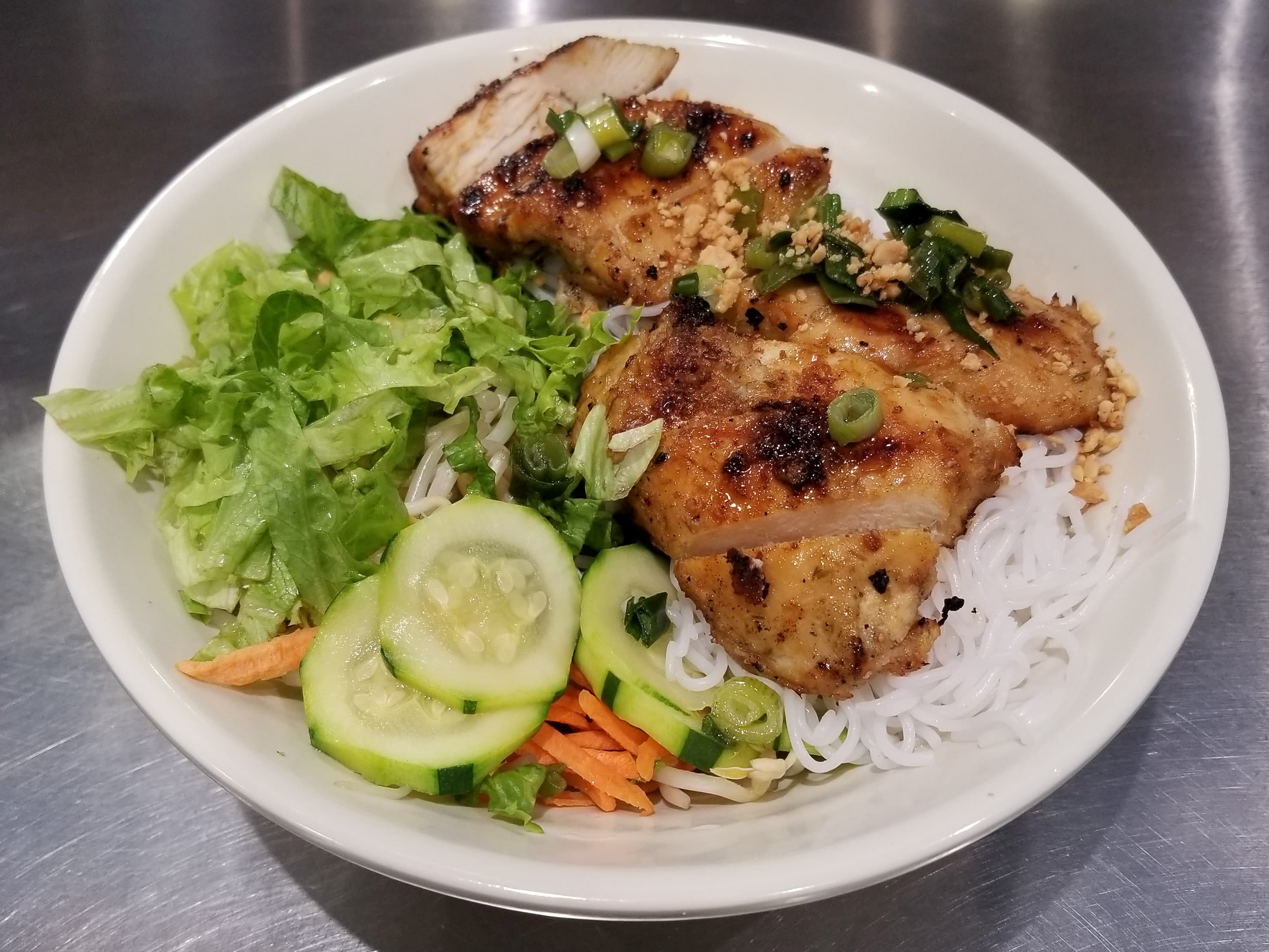 Order Chicken V-Bowl food online from Nam Noodles And More store, Pasadena on bringmethat.com