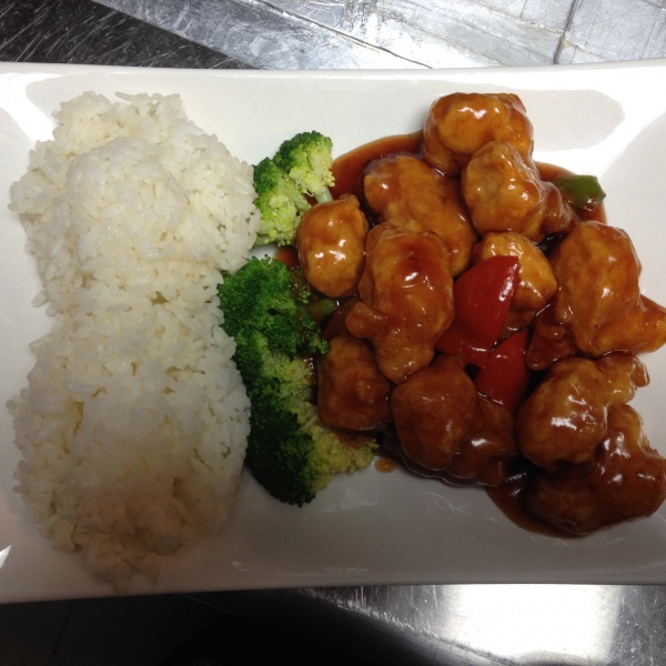 Order T9. Thai General Tso's Chicken food online from Kura Thai And Sushi store, Vineland on bringmethat.com