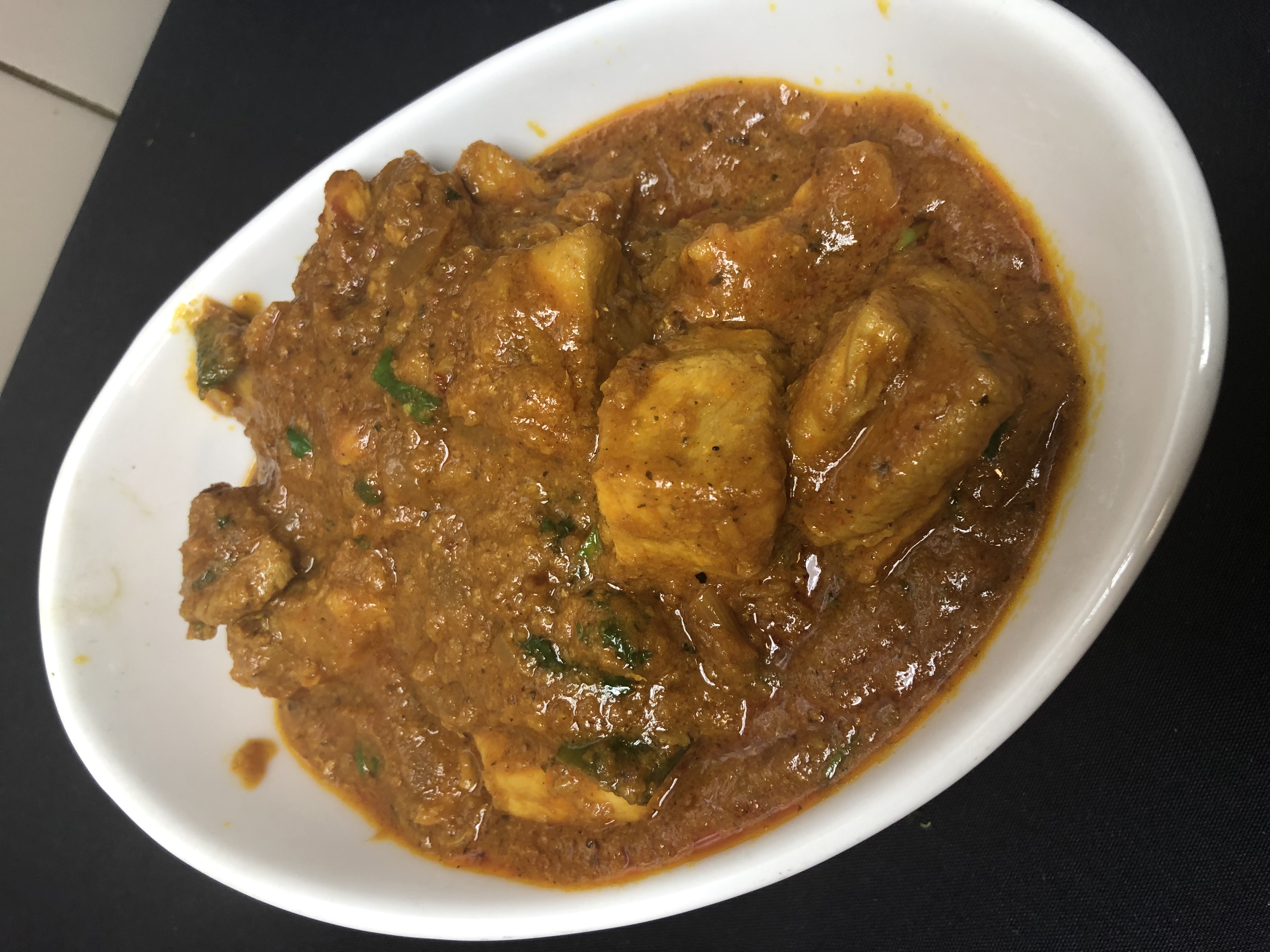 Order Chicken Curry food online from Indish Exotic Indian Restaurant Bar store, Brandywine on bringmethat.com