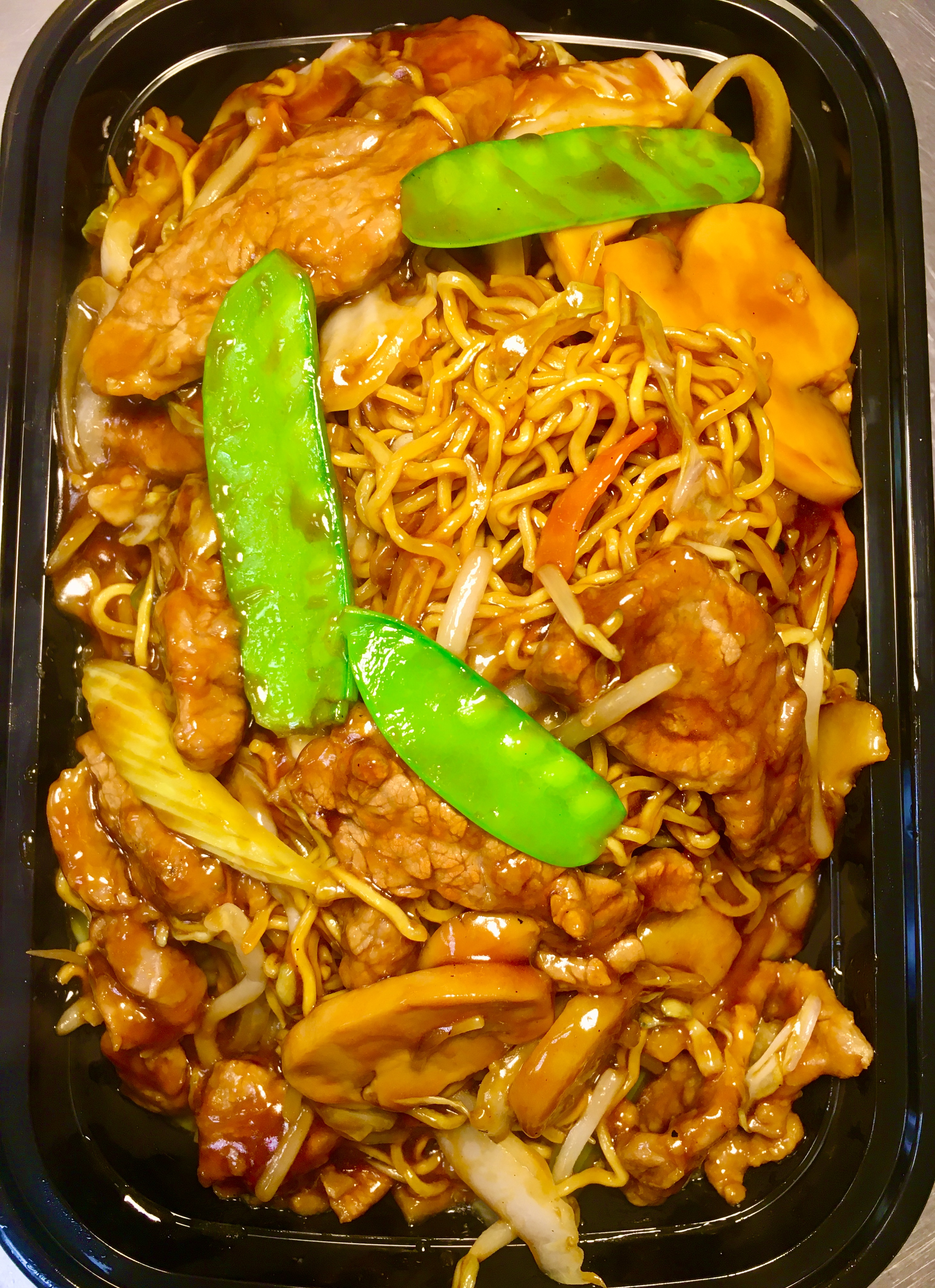 Order Beef Chow Mein food online from Taste Of China store, Naperville on bringmethat.com