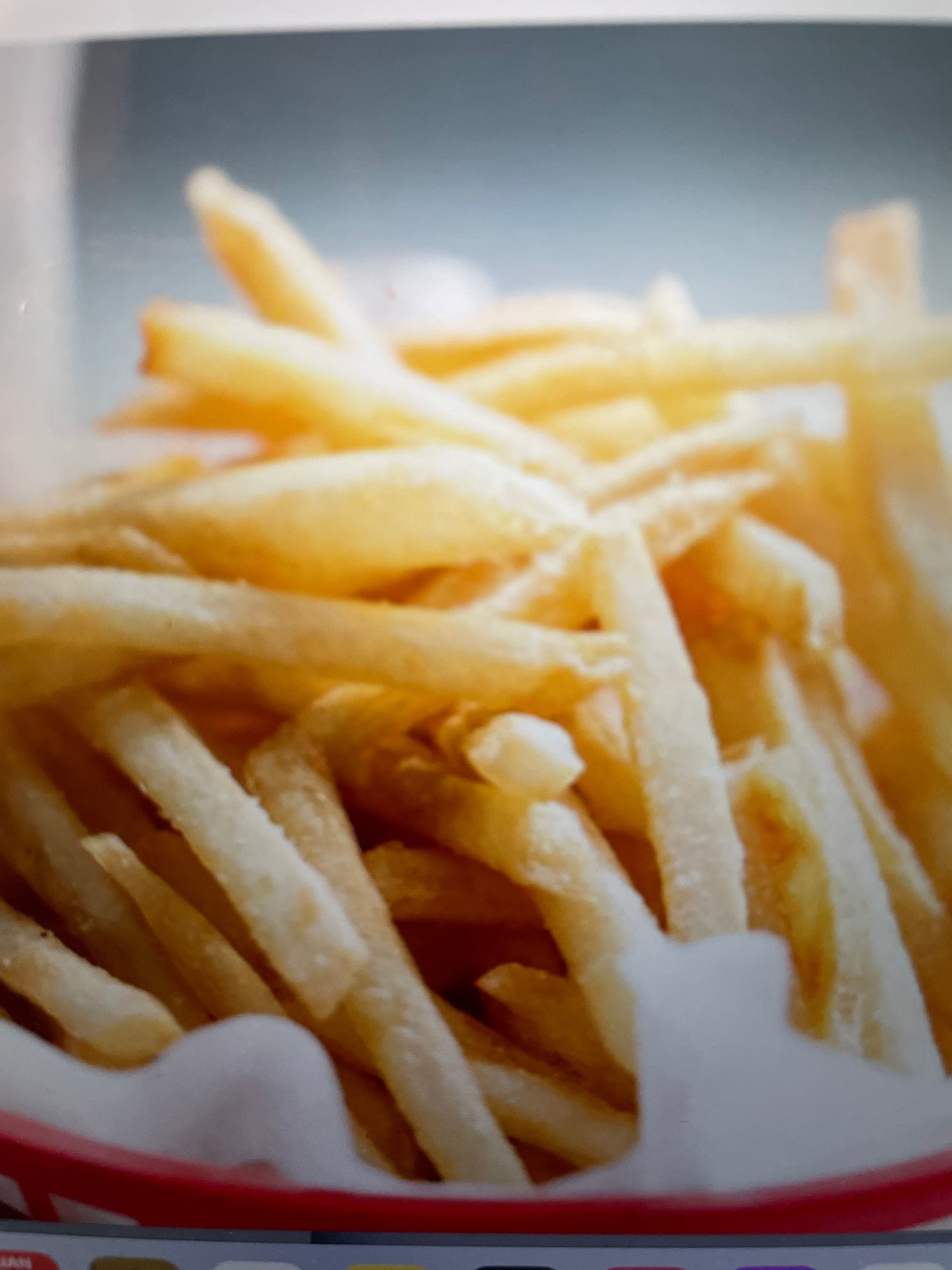 Order French Fries - Appetizer food online from Paramount Pizza Slices store, Holyoke on bringmethat.com