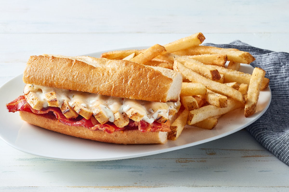 Order Chicken Bacon Ranch Sandwich food online from O'charley store, Columbus on bringmethat.com