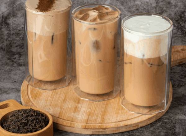 Order Pu-erh Milk Tea [Cheese Mousse] food online from Motto Tea Cafe store, Pasadena on bringmethat.com