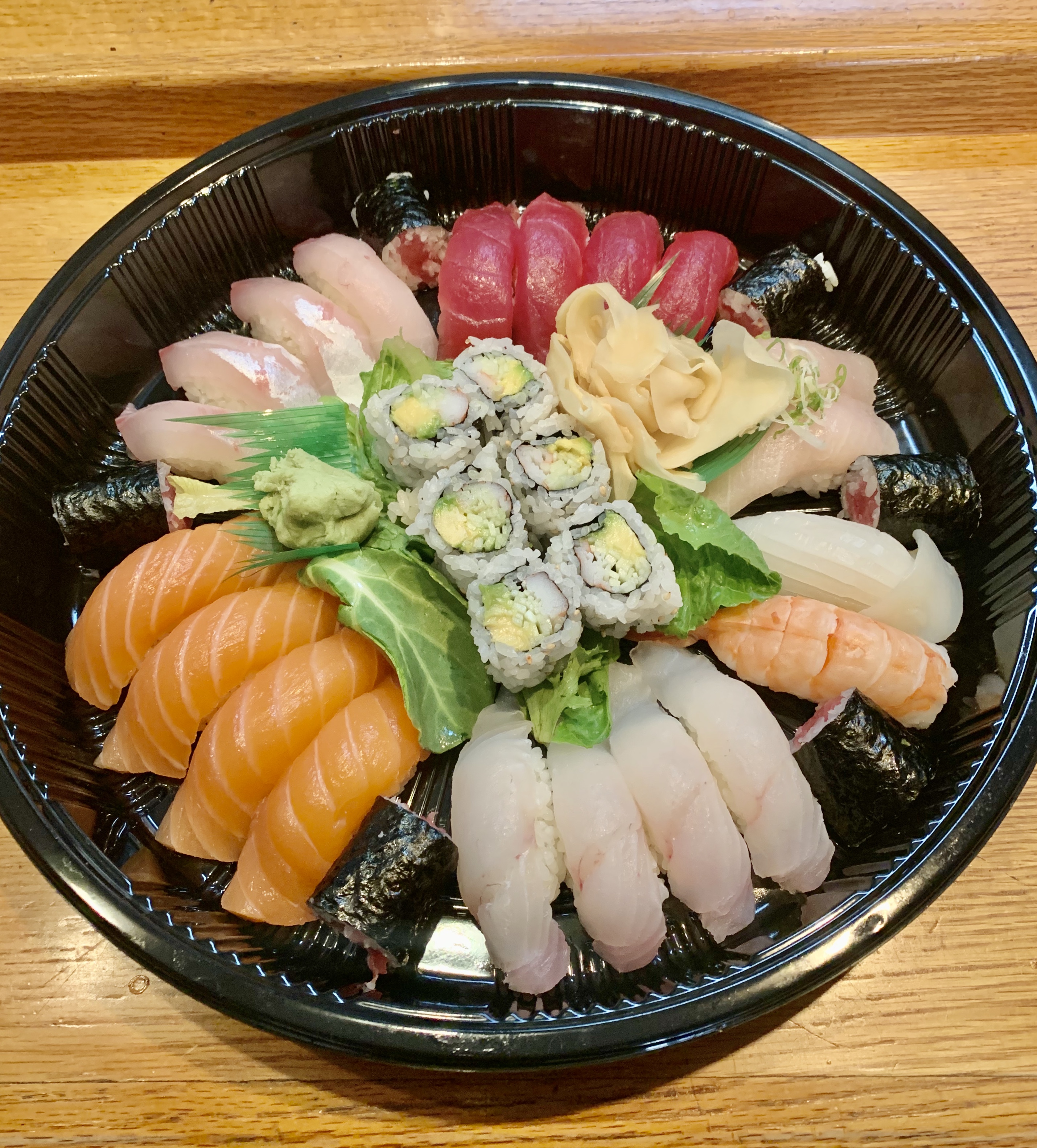Order 21. Sushi for 2 food online from Mikaku store, New York on bringmethat.com