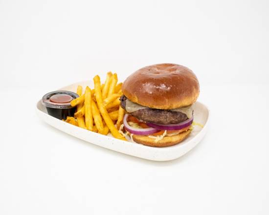 Order The Classic Burger food online from Cinepolis store, Dallas on bringmethat.com