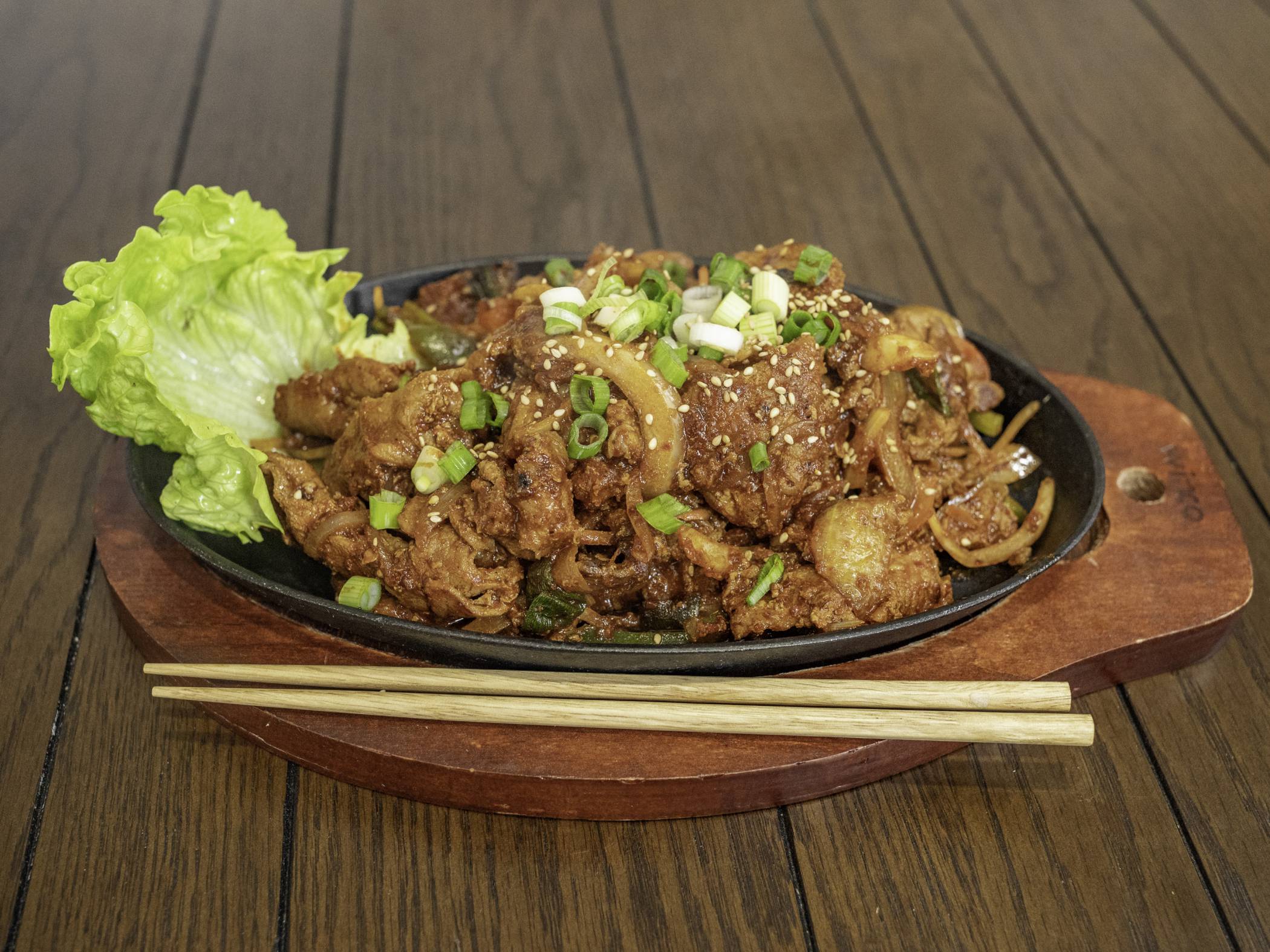 Order 9. 제육볶음 Jae Yook Bokum food online from Woori Korean Restaurant store, Brooklyn on bringmethat.com