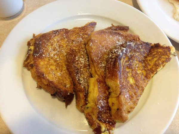 Order Home-Style Challah French Toast food online from Pete's grill store, Sunnyside on bringmethat.com