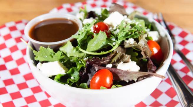 Order Side Salad food online from Crossroad Pizzeria store, San Francisco on bringmethat.com
