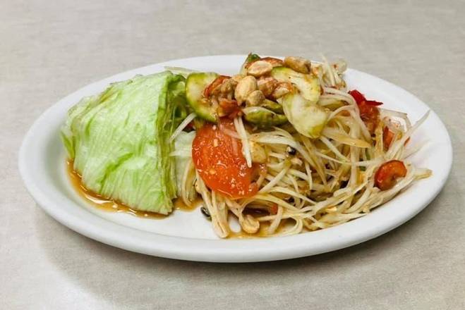 Order Thai Style Papaya Salad food online from Thong's Authentic Thai Restaurant store, Green Bay on bringmethat.com