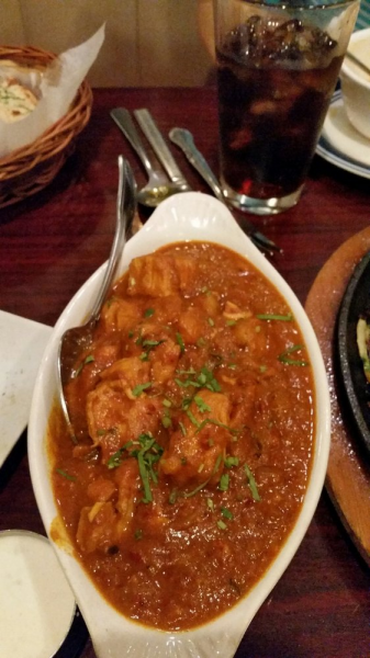 Order Chicken Vindaloo food online from The Curry House store, Humble on bringmethat.com