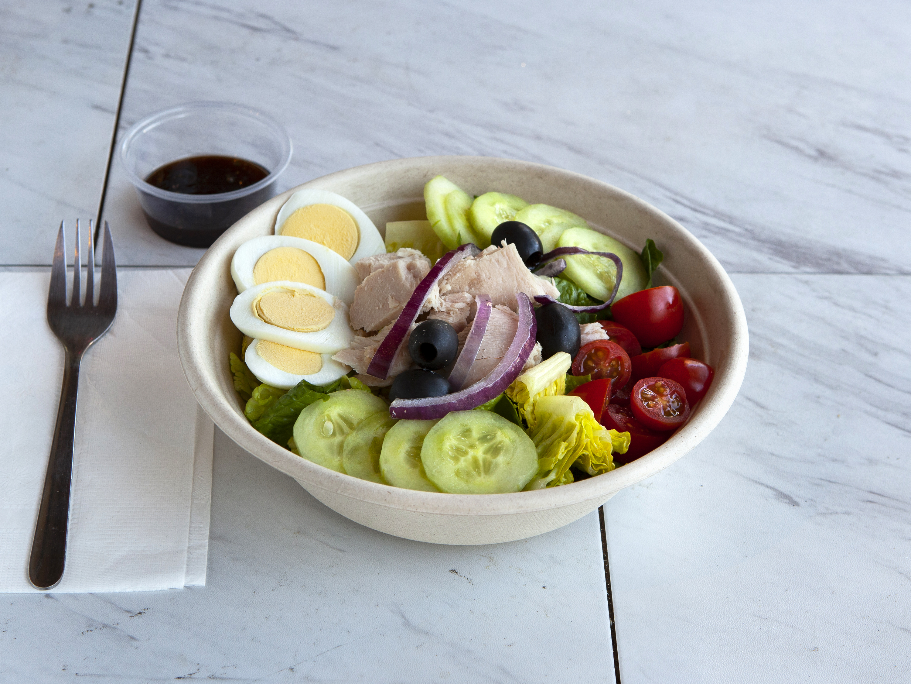 Order NIÇOISE SALAD food online from The Place To Be store, Santa Monica on bringmethat.com