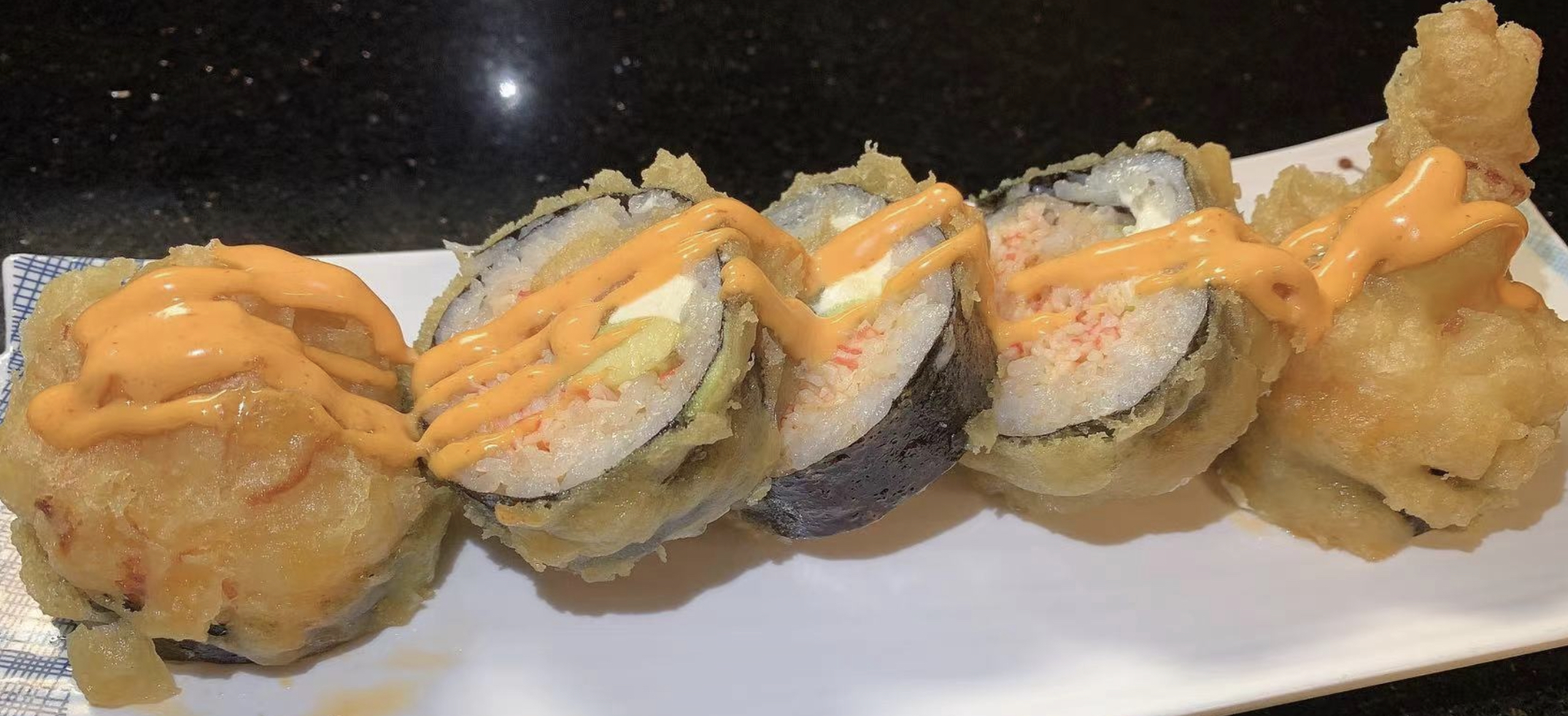 Order Golden Tiger Roll food online from Super Sushi store, Las Vegas on bringmethat.com