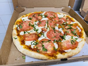 Order  Margherita Pizza food online from La Nonna Pizzeria store, North Plainfield on bringmethat.com