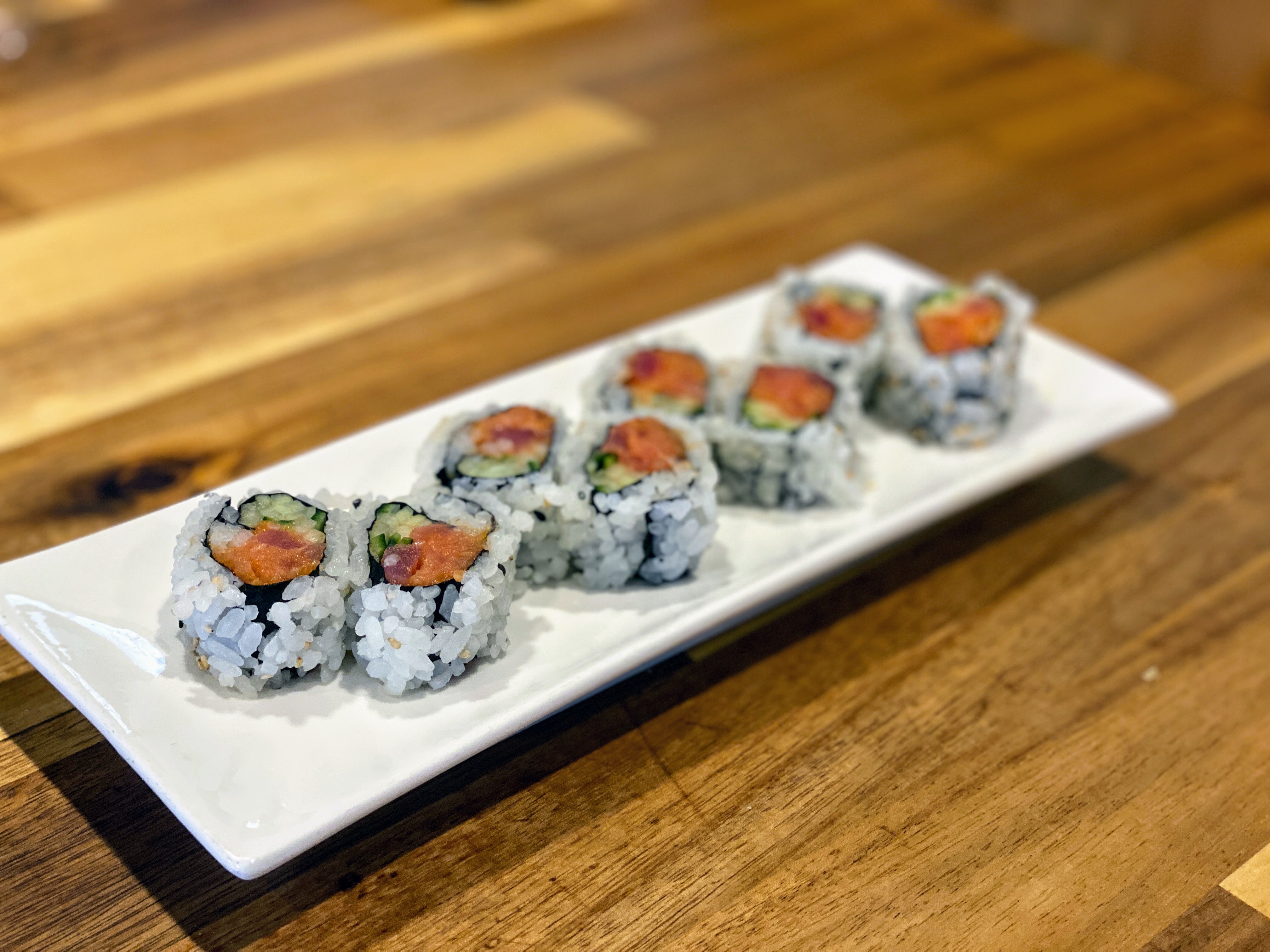 Order Spicy Tuna Roll food online from Sushiology store, Kennesaw on bringmethat.com