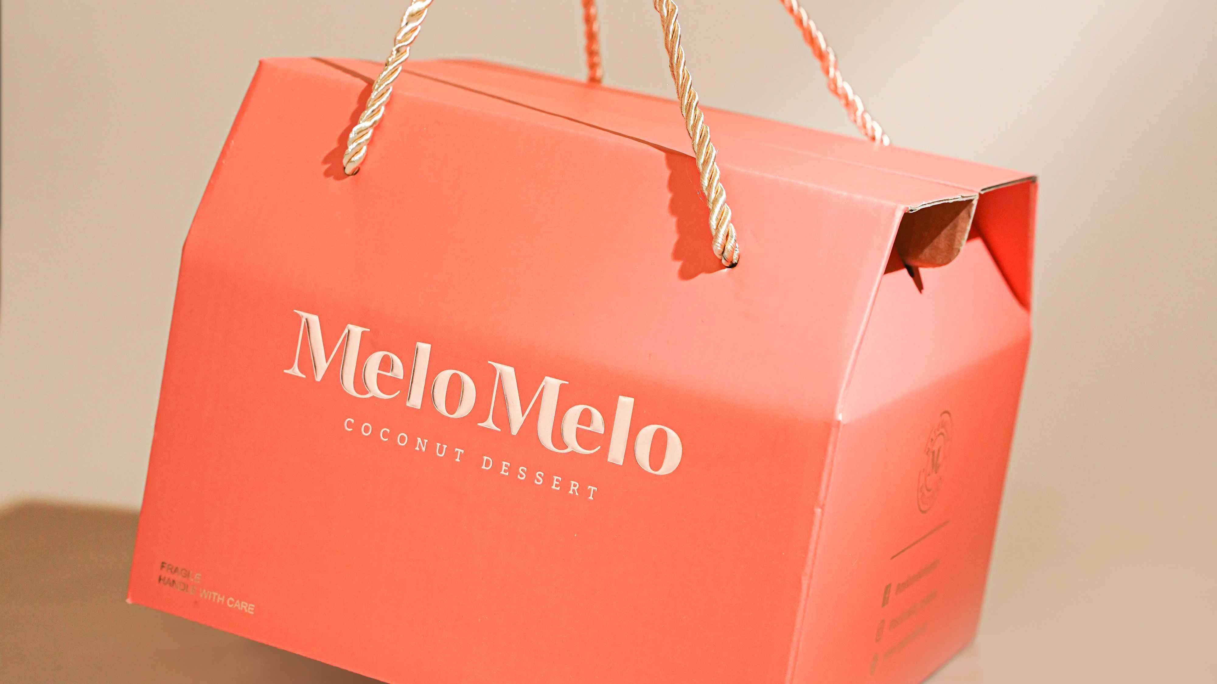 Order Gift Box (Box Only, Fits 4 Jars) / 礼品盒(仅限盒子，4个装) food online from Melo Melo store, Los Angeles on bringmethat.com