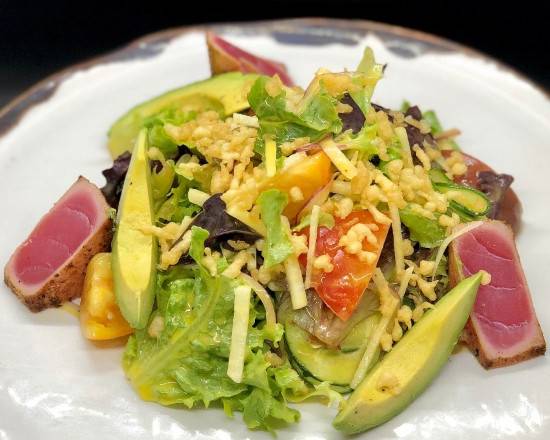 Order Seared Ahi Tuna Salad food online from District Restaurant store, Los Angeles on bringmethat.com