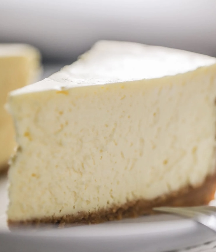 Order New York Cheesecake food online from Wing It! Bar And Grill store, El Paso on bringmethat.com