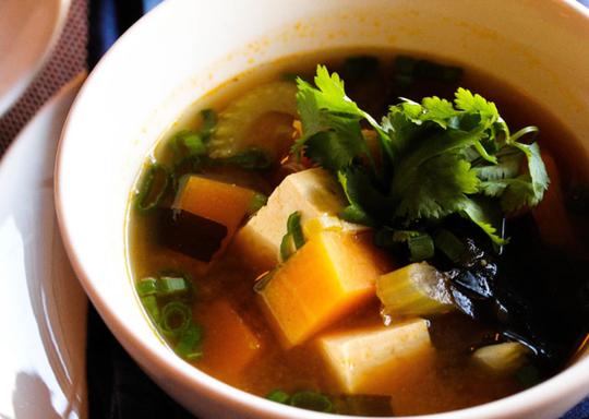 Order Goji Miso Soup food online from Natural Way Cafe store, Fair Lawn on bringmethat.com