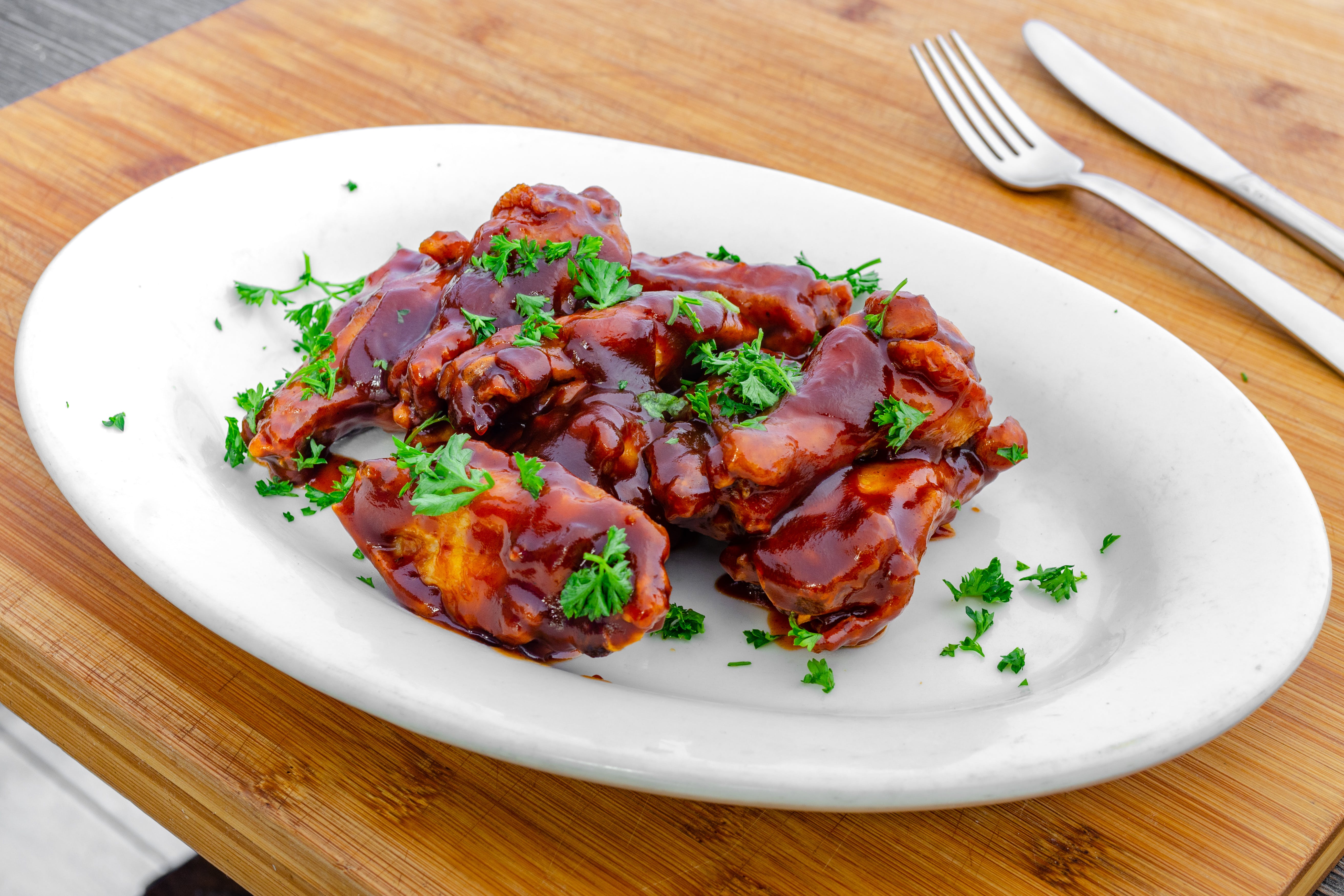Order Traditional Wings - SMALL (6) food online from Maria Pizza store, Yorktown Heights on bringmethat.com