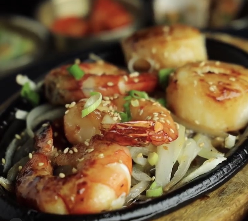 Order Shrimp and Scallop Lunch Special food online from Genwa Korean Bbq store, Los Angeles on bringmethat.com