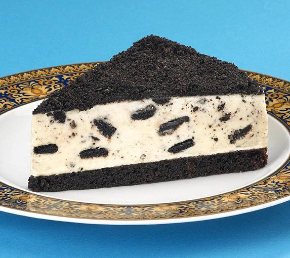 Order Oreo Mousse Cake food online from Hady Restaurant International Cuisine store, Raleigh on bringmethat.com