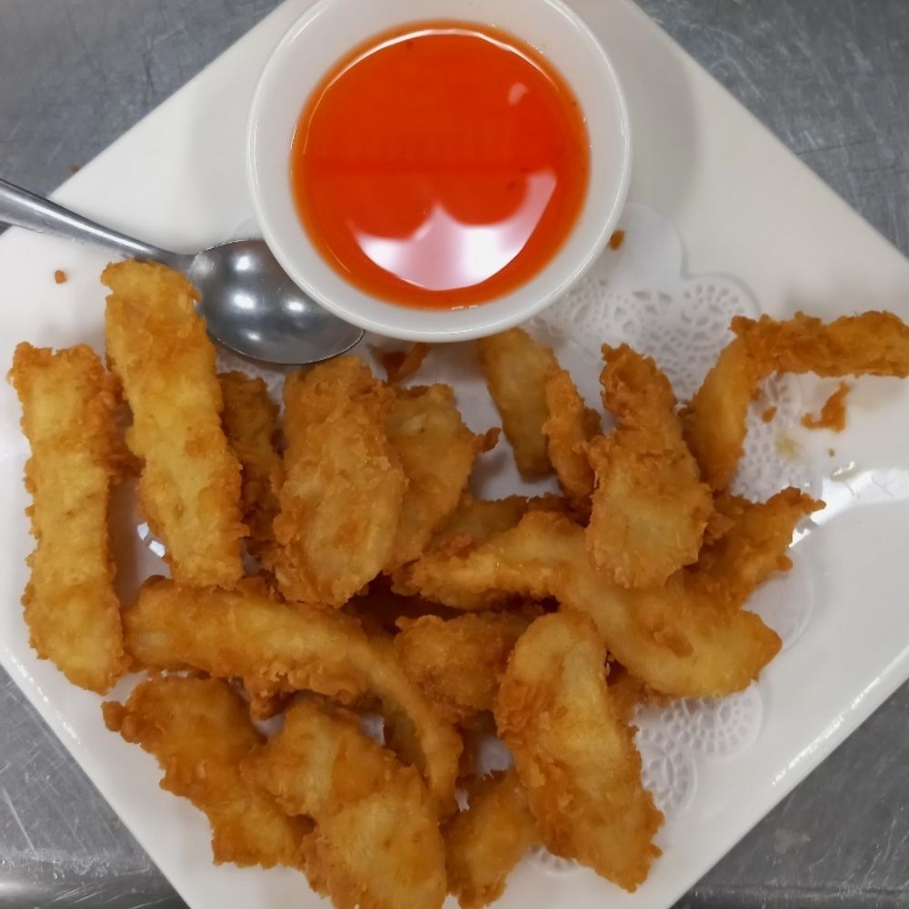 Order Fried Calamari food online from Ploy Thai Cuisine store, The Woodlands on bringmethat.com
