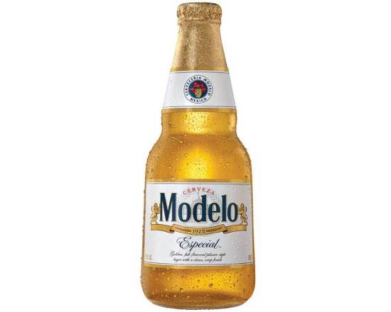 Order Modelo Especial Mexican Lager Bottles (12 oz x 24 ct) food online from Smart Stop Liquor store, ROSEVILLE on bringmethat.com