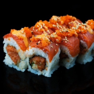 Order Red Dragon Roll food online from Niu Japanese Fusion Lounge store, Chicago on bringmethat.com