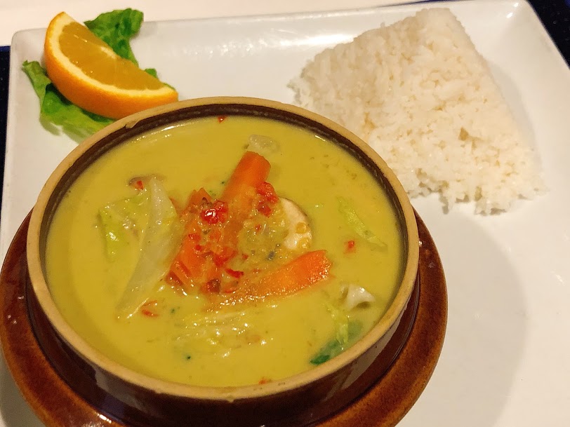 Order Green Curry food online from Amarin Thai Cuisine store, Lafayette on bringmethat.com