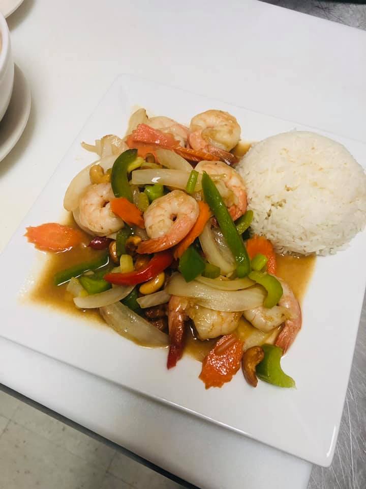 Order 57. Cashew Nuts Lunch food online from Sudy Thai Restaurant store, Schenectady on bringmethat.com