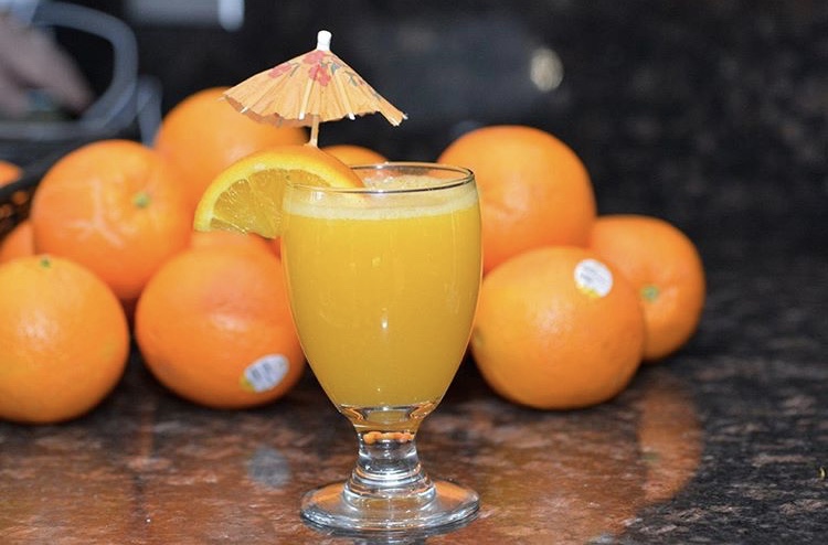 Order Fresh Squeezed Orange Juice food online from AkCafe store, Clifton on bringmethat.com