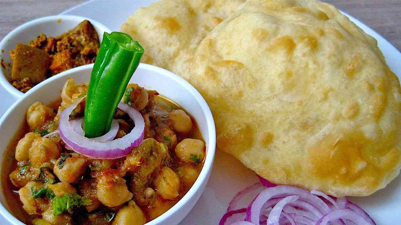 Order Channa Bhatura food online from Cakes & Bakes store, Fremont on bringmethat.com