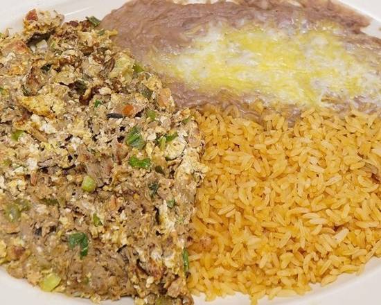 Order Shredded Beef and Eggs Plate food online from Chile Verde store, Carson on bringmethat.com