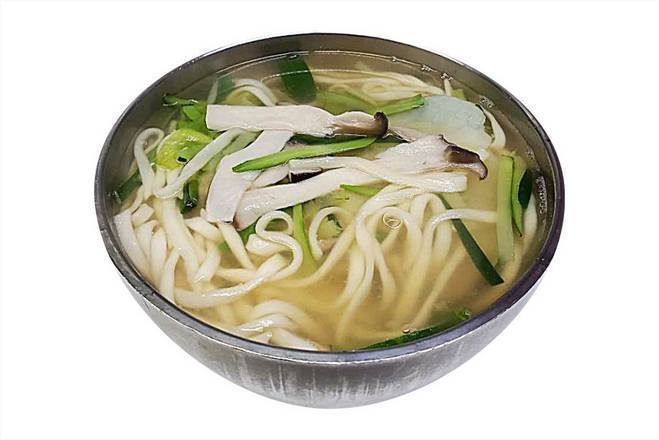 Order Sujebi with Mushrooms 버섯수제비 food online from Halmae Noodle 할매칼국수 store, Palisades Park on bringmethat.com