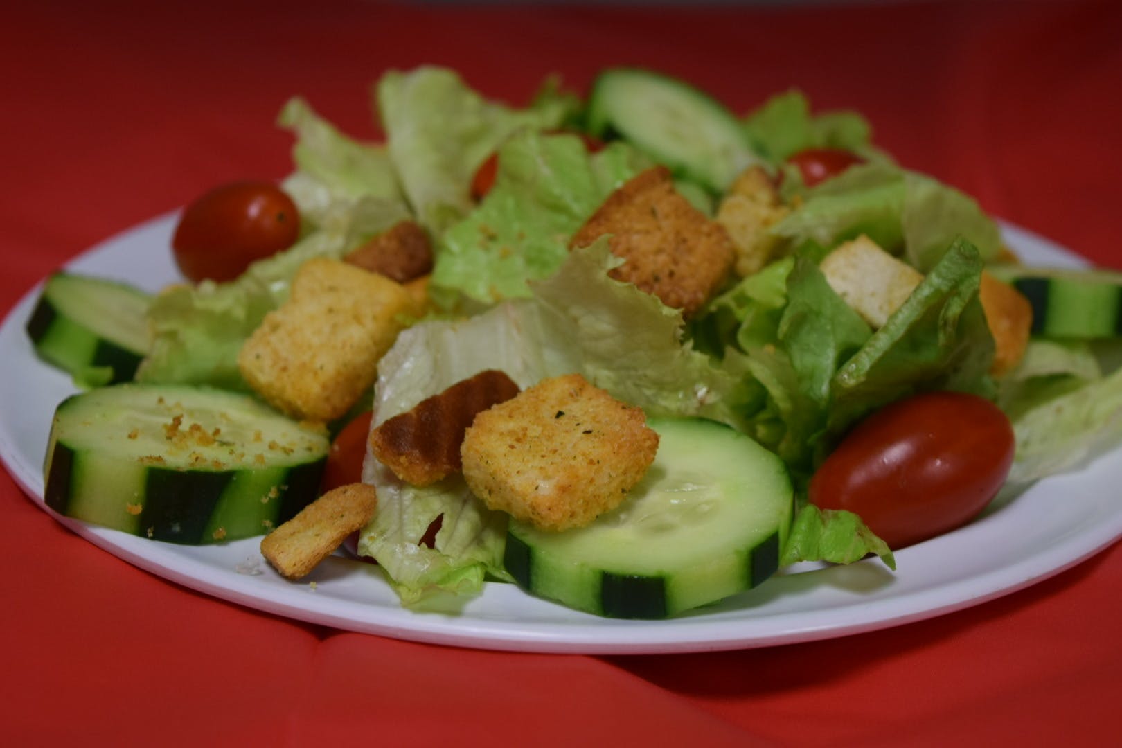 Order Garden Salad - Small food online from Pizza Parlor store, Pearland on bringmethat.com