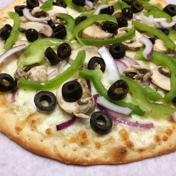 Order Italian Veggie Style Pizza food online from Ipizza store, Newark on bringmethat.com