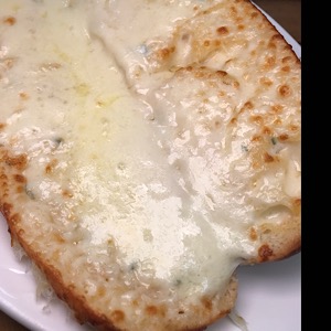 Order Garlic Bread With Cheese food online from Pizzaiola store, North Babylon on bringmethat.com