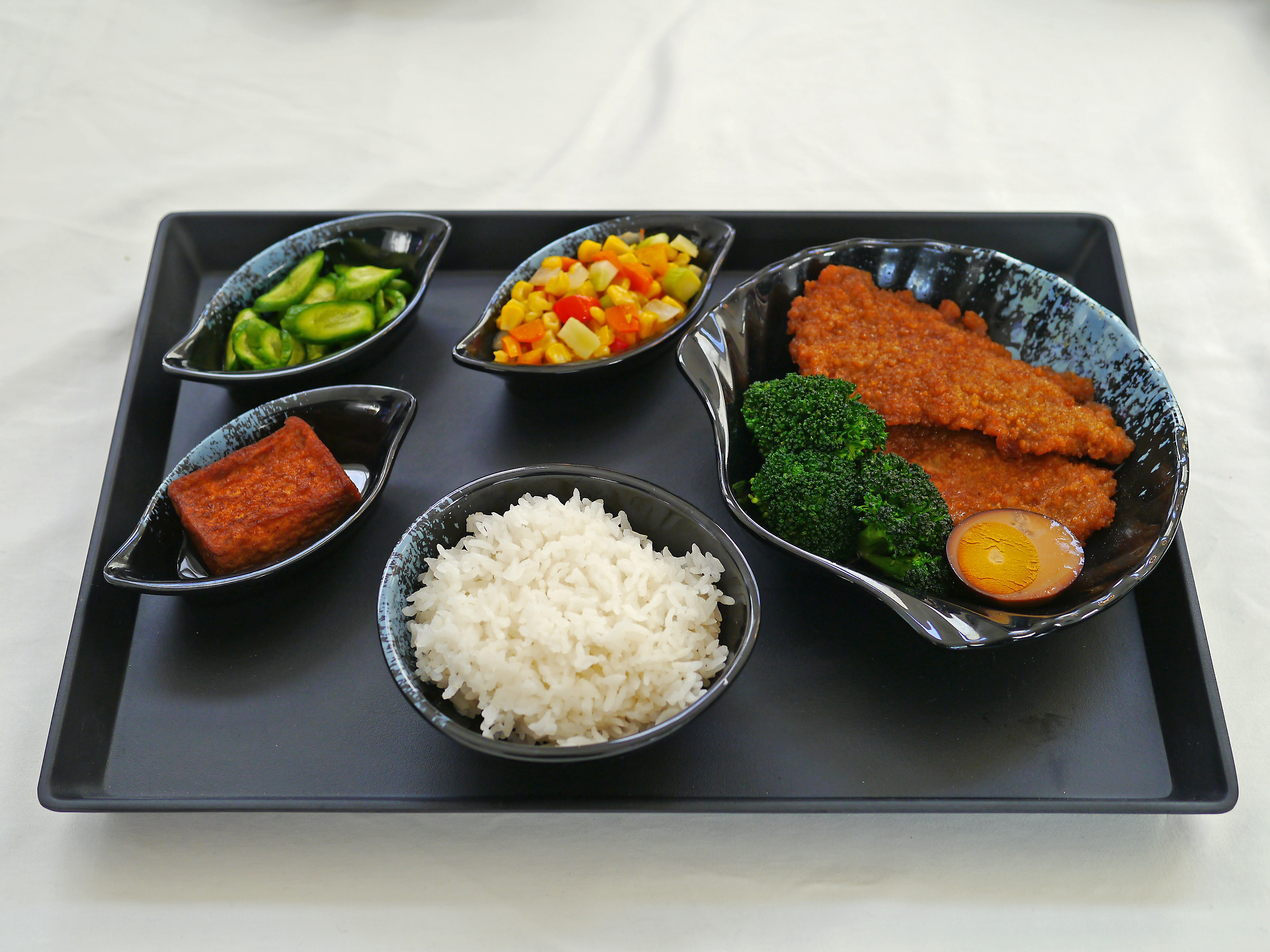 Order 8. Marinated Pork Chop Bento  台鐵便當 food online from BD Cafe store, Chino on bringmethat.com