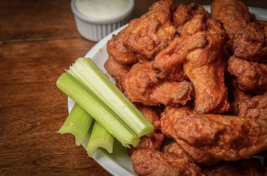 Order Chicken Wings food online from Gus's Pizza Restaurant store, Groton on bringmethat.com