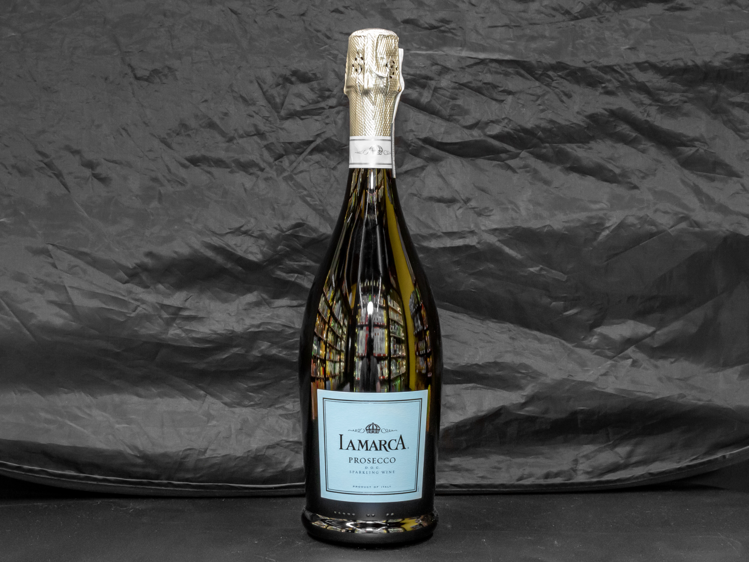 Order Lamarca Prosecco, 750ml Sparkling Wine (11.0% ABV) food online from Gold Crown Liquors store, Chicago on bringmethat.com