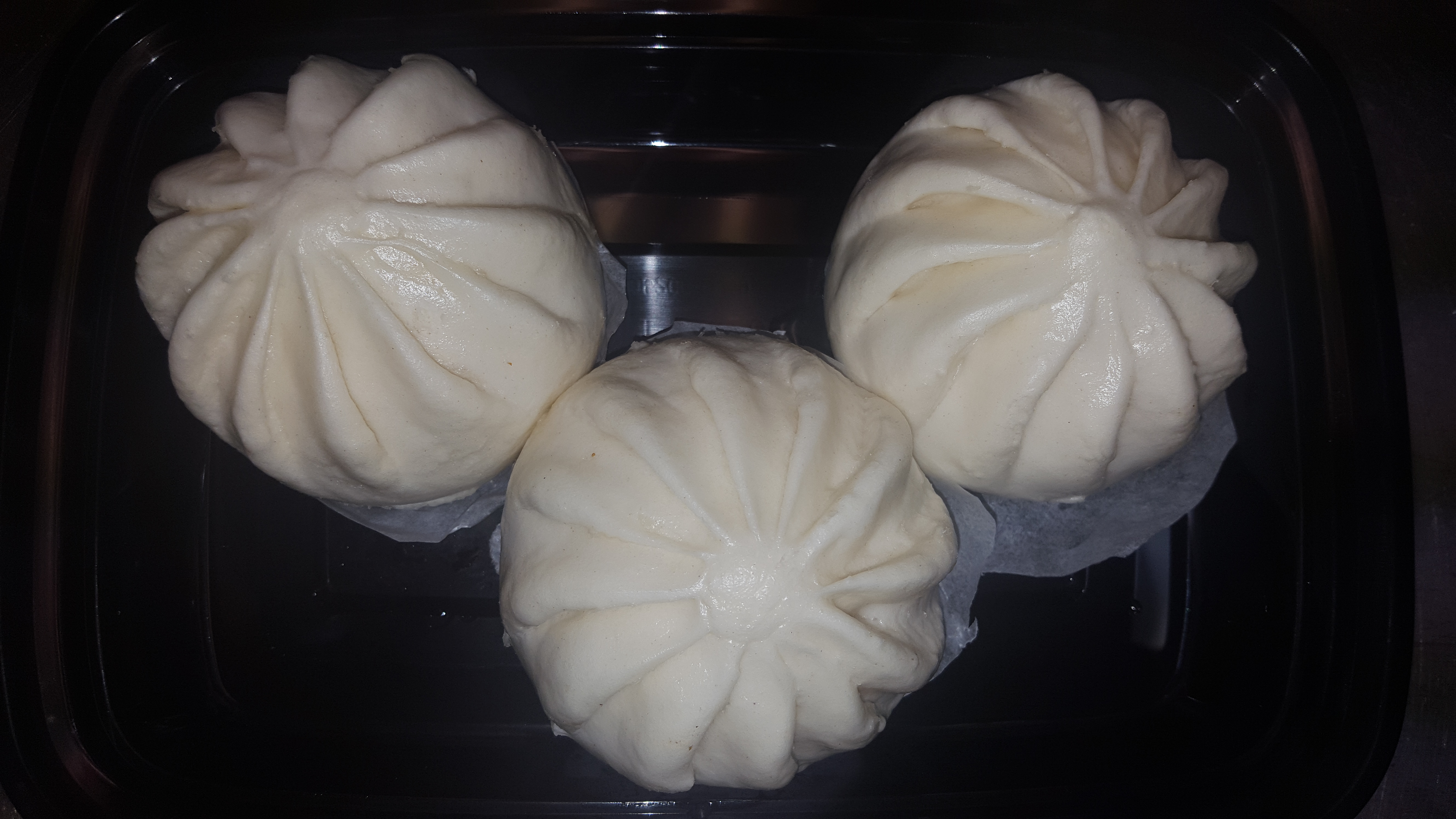 Order A16. Steamed BBQ Pork Bun food online from 88 Chinese & Sushi Sherman Oaks store, Van Nuys on bringmethat.com